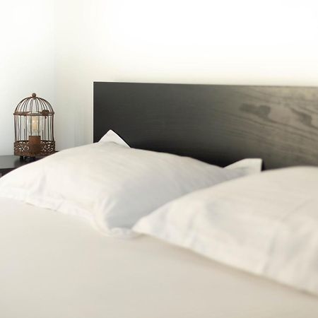 Bird Nest 2 Room Apartment 부쿠레슈티 외부 사진